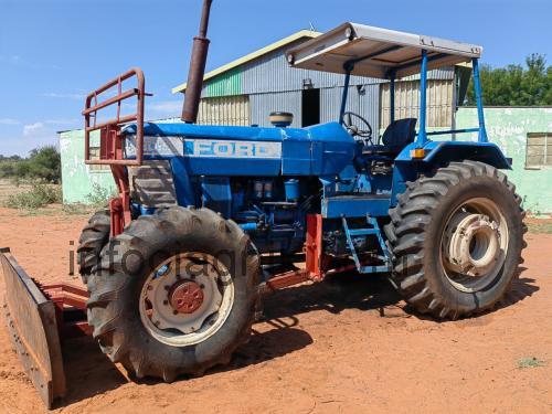 Ford 8010 opinie i specyfikacja