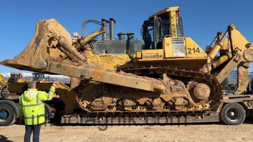 Komatsu D475 opinie i specyfikacja