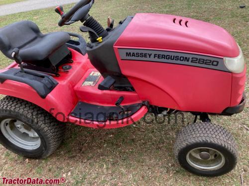 Massey Ferguson 2820 opinie i specyfikacja