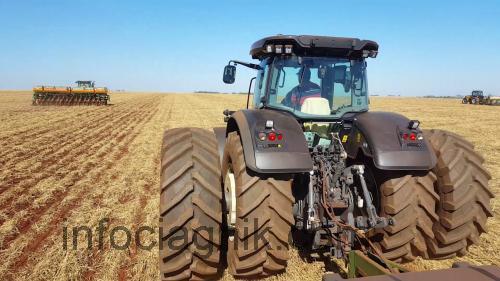 Valtra S375 opinie i specyfikacja